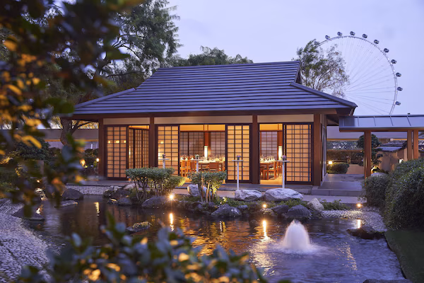 New York City Square Cabin