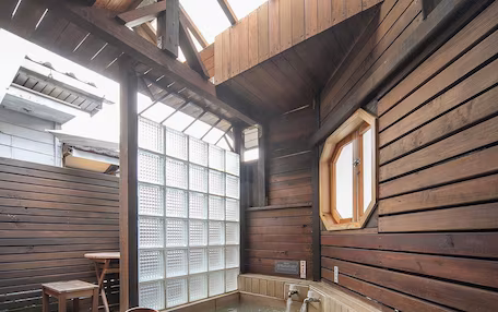 Phoenix Pavilion Hot Spring Hotel